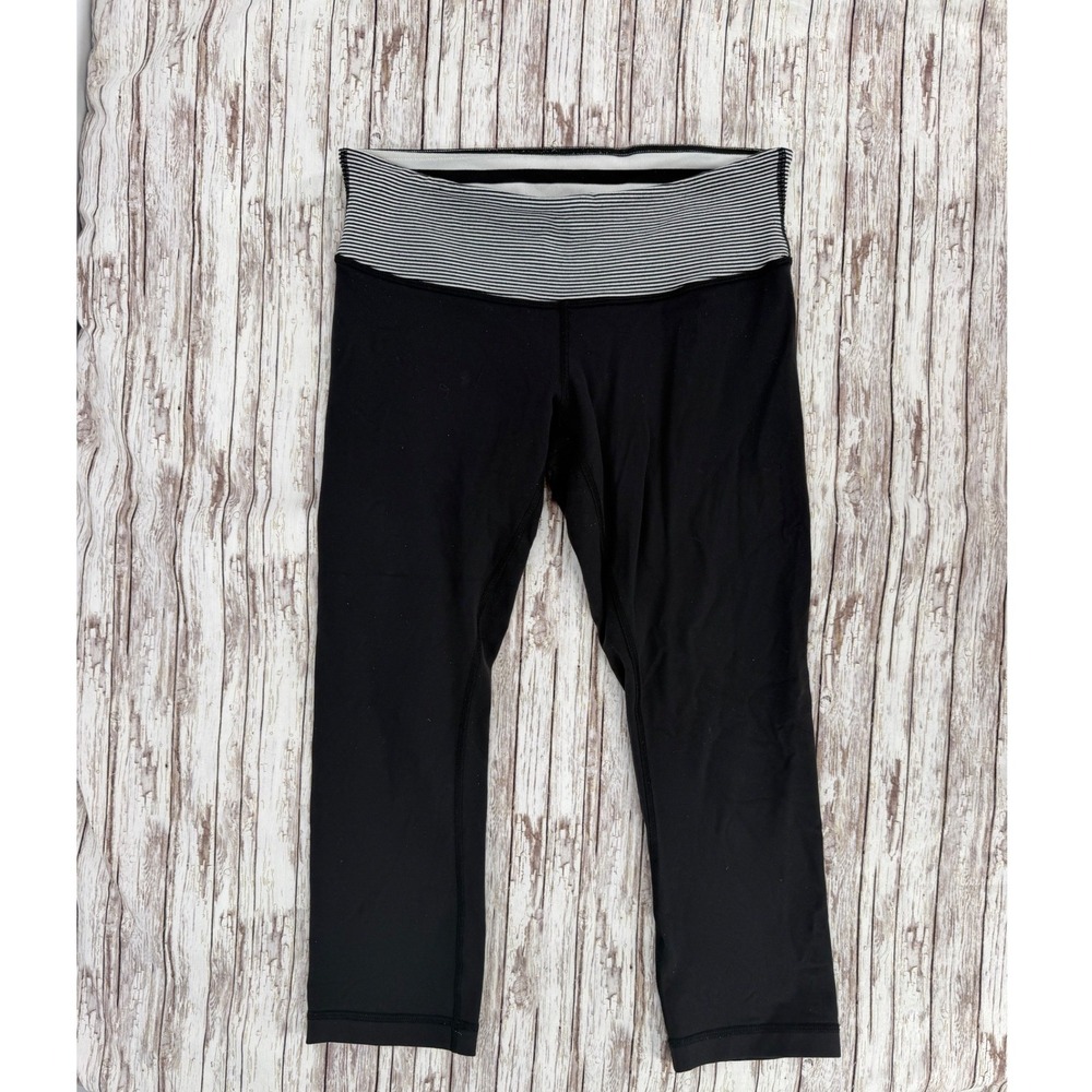 Lululemon Wunder Under Crop Leggings Black Striped Waistband Size 8 Yoga Pants